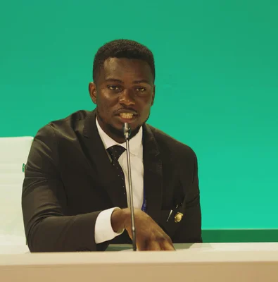 Rt. Hon. Osawemwenhio Uwagboe, ACARB, MBA